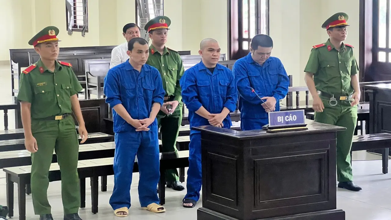 3 con nghiện trong đường dây vận chuyển 10kg ma túy cùng lãnh án chung thân