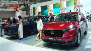 3 hãng xe ưu đãi lệ phí trước bạ mạnh tay nhất cho khách Việt