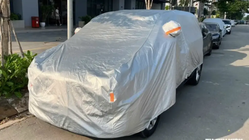 4 sai lầm khi sử dụng bạt che nắng ô tô chủ xe cần tránh