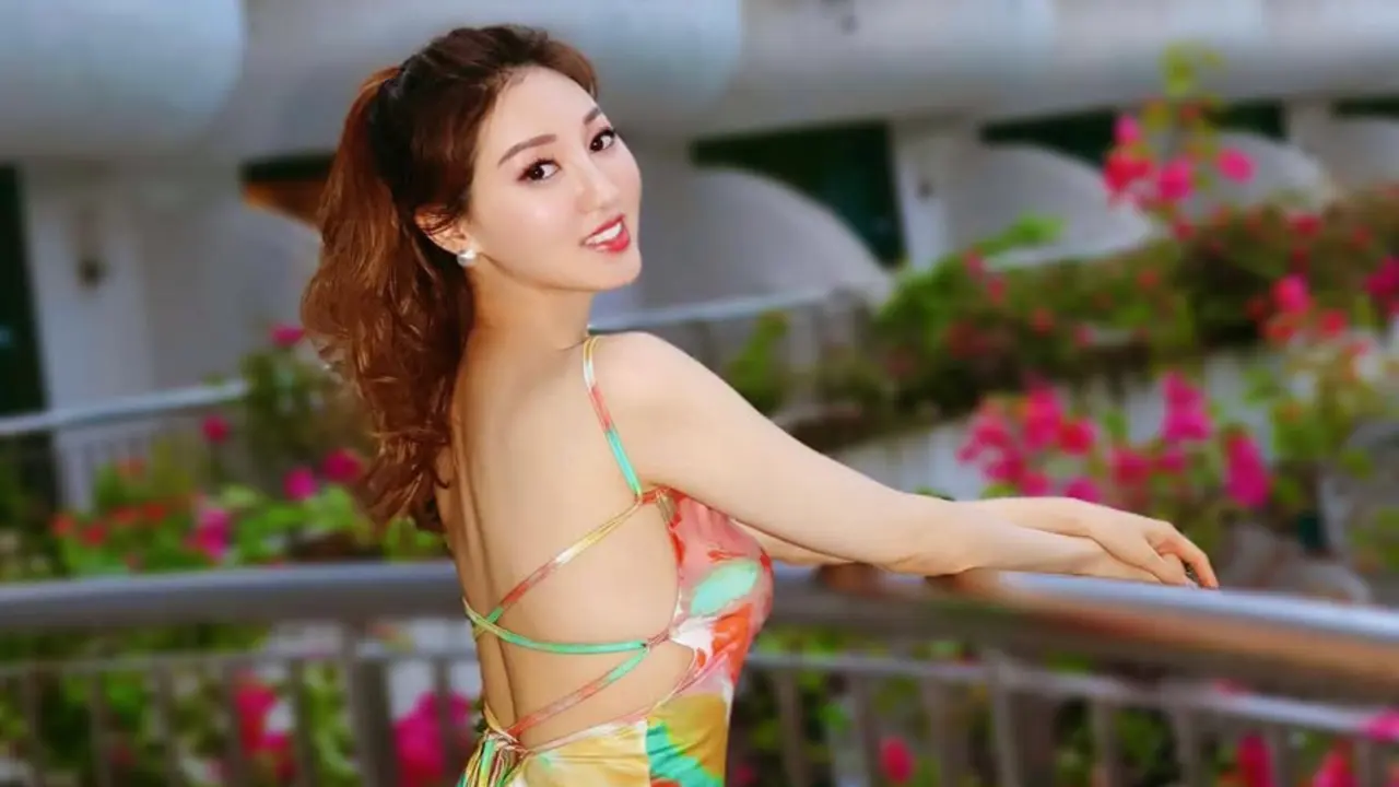 Á hậu Hong Kong tận hưởng cuộc sống sau ly hôn đại gia