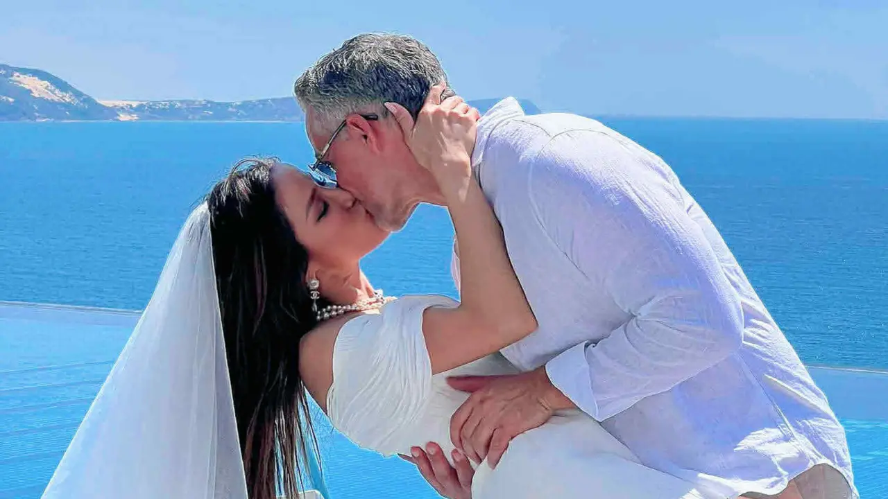 Bảo Trúc về nước chuẩn bị đám cưới lần ba