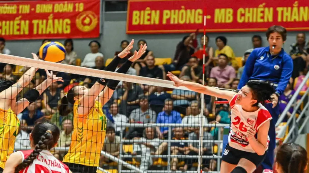 Bóng chuyền nữ: VTV Bình Điền Long An thua ngược Hóa Chất Đức Giang Lào Cai