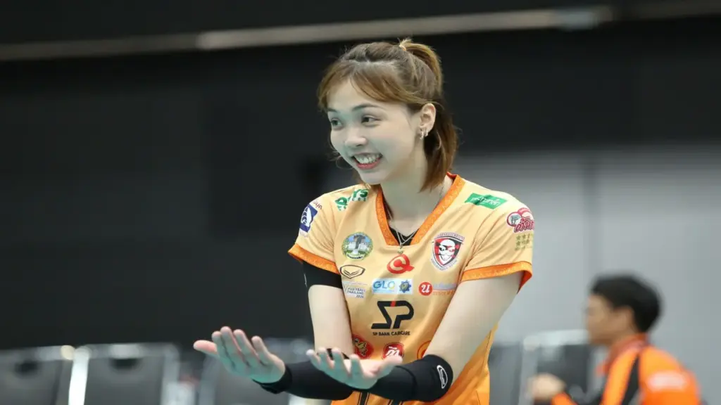 Câu lạc bộ của Lý Thị Luyến chiến thắng trận chung kết Giải vô địch bóng chuyền Thái Lan