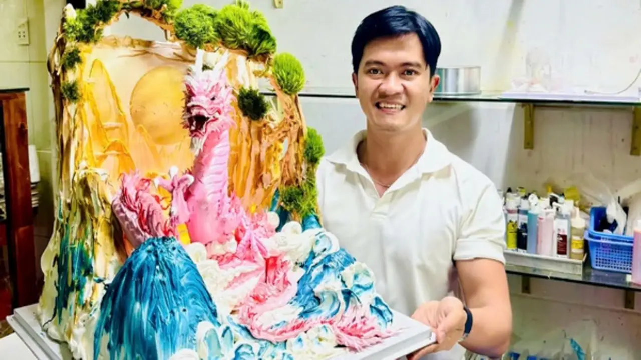 Chàng trai gây chú ý với bánh kem 12 con giáp, có mẫu giá tới 5 triệu