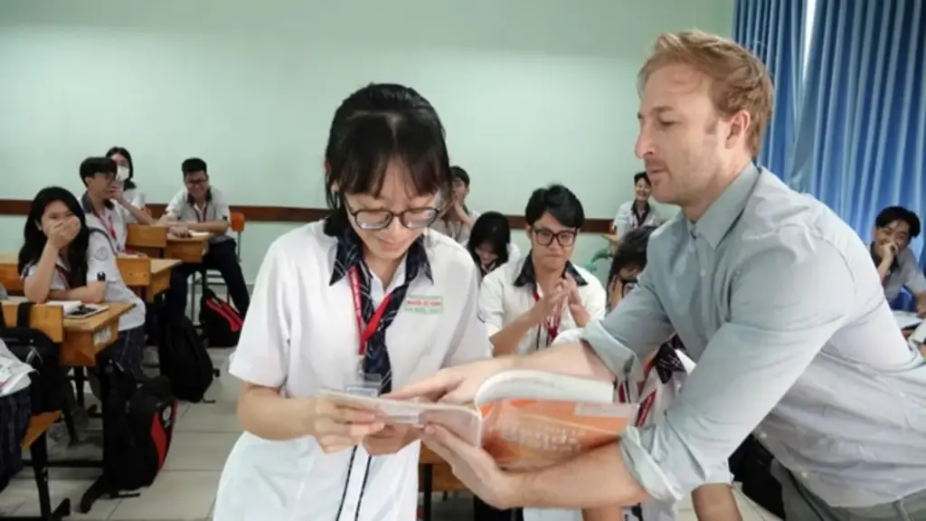 Chất lượng giáo dục các địa phương: Môn ngoại ngữ cần thoát khỏi lối mòn điểm số