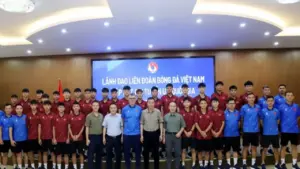 Chủ tịch VFF Trần Quốc Tuấn nhắc nhở rất hay những điều U.17 Việt Nam cần tránh ở Indonesia