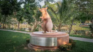 Chuột 'anh hùng' được dựng tượng ở Campuchia