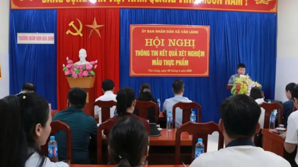 Cơ sở cung cấp thịt lợn bệnh vào trường mầm non bị phạt 22,5 triệu đồng