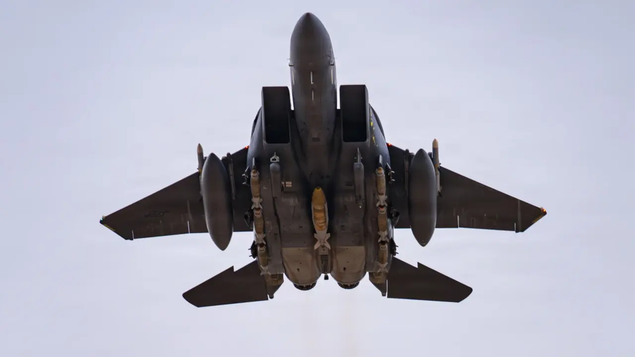 Công nghệ bí mật có thể giúp CIA tìm phi công F-15 bị Iran bắn rơi