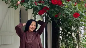 Cuộc sống bình lặng của nghệ sĩ Lê Vi ở Pháp