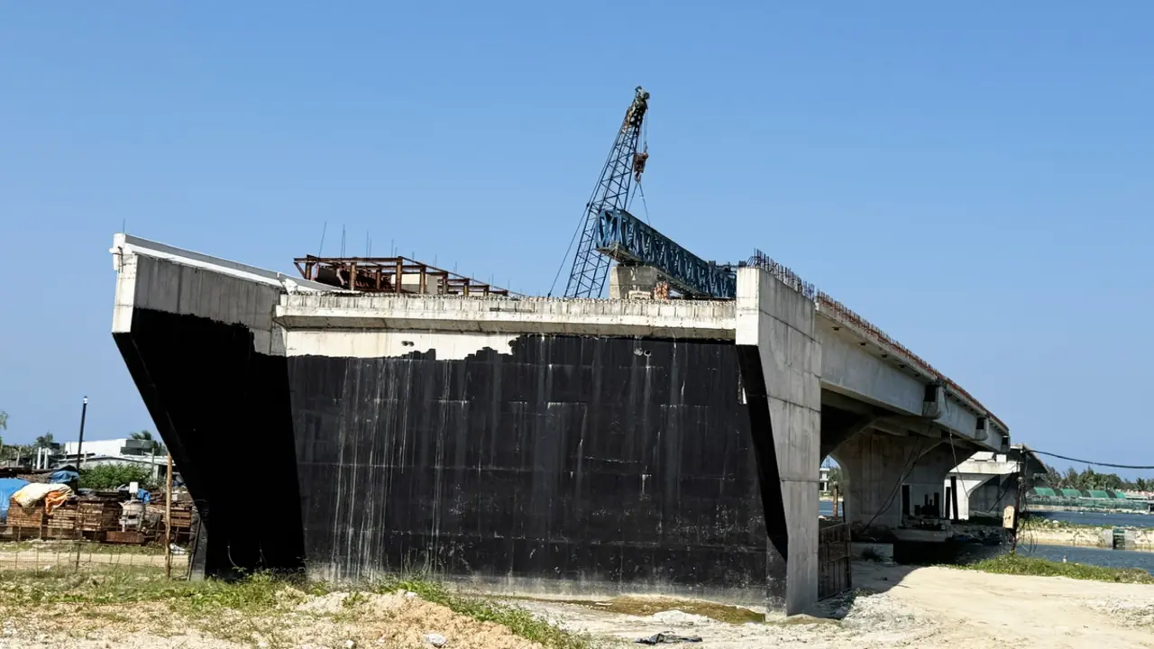 Đà Nẵng 'lệnh' đẩy nhanh tiến độ hoàn thiện đường dẫn nhiều cây cầu