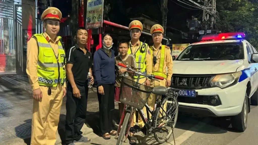 Đạp xe từ Hà Tĩnh vào Quảng Trị, bé trai 15 tuổi lạc nhà hơn 150 km