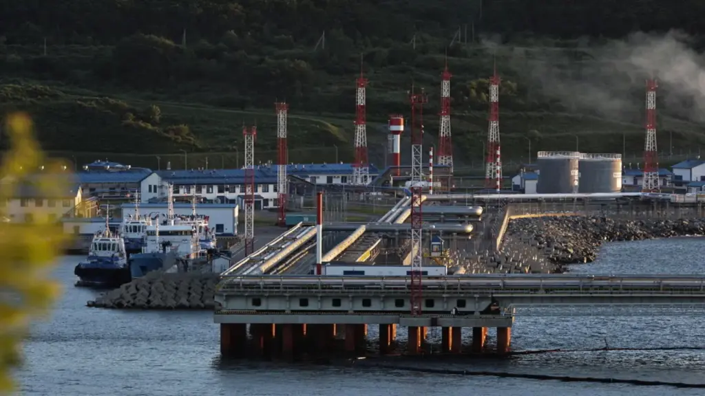 Doanh thu dầu khí Nga tăng gấp đôi