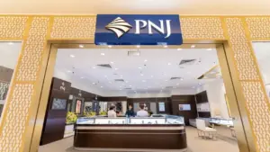 Đọc nhanh 22-4: Giá dầu bật lên sát 100 USD mỗi thùng; một 'ông lớn' bán vàng tăng đột biến