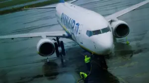 Hàng không thế giới cắt giảm chuyến bay