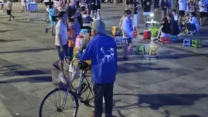 Hàng rong tái diễn, loa kẹo kéo 'tấn công' công viên Bãi Sau Vũng Tàu