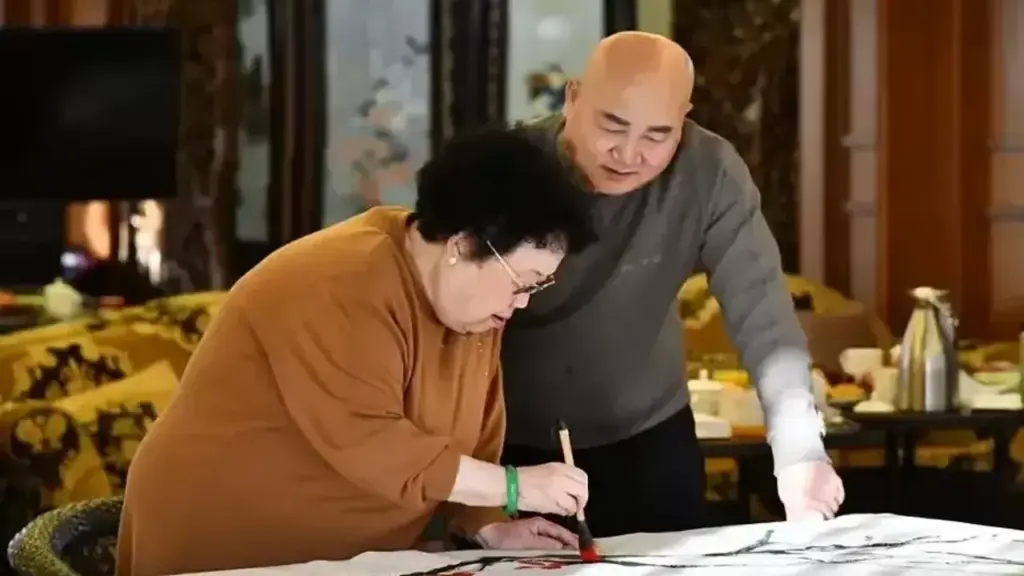 Hành trình xây dựng đế chế tỷ USD của doanh nhân 'vợ Đường Tăng'