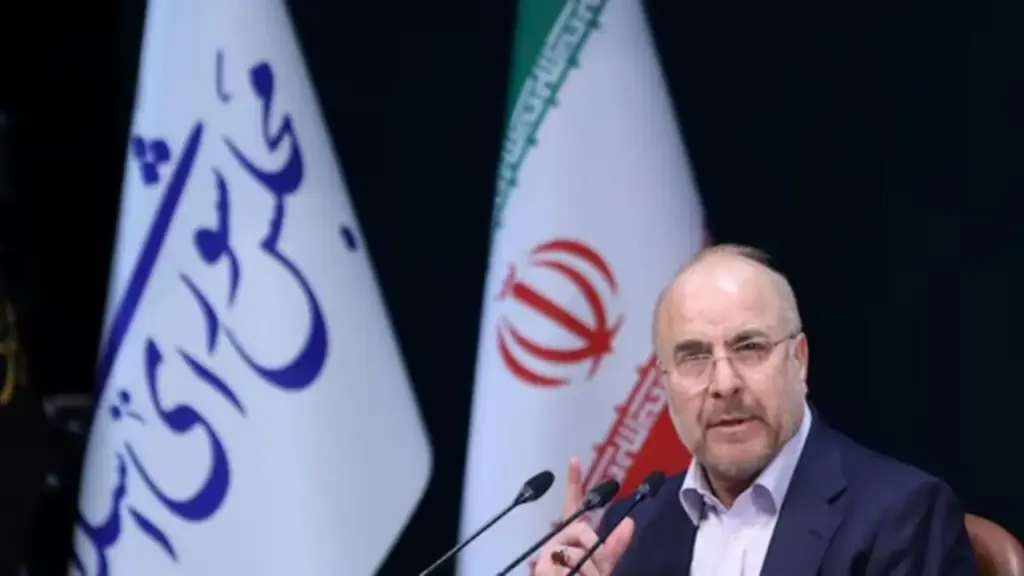 Iran dọa tung 'quân bài mới' nếu ngừng bắn với Mỹ kết thúc