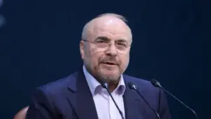 Iran sẵn sàng 'tung quân bài mới trên chiến trường'