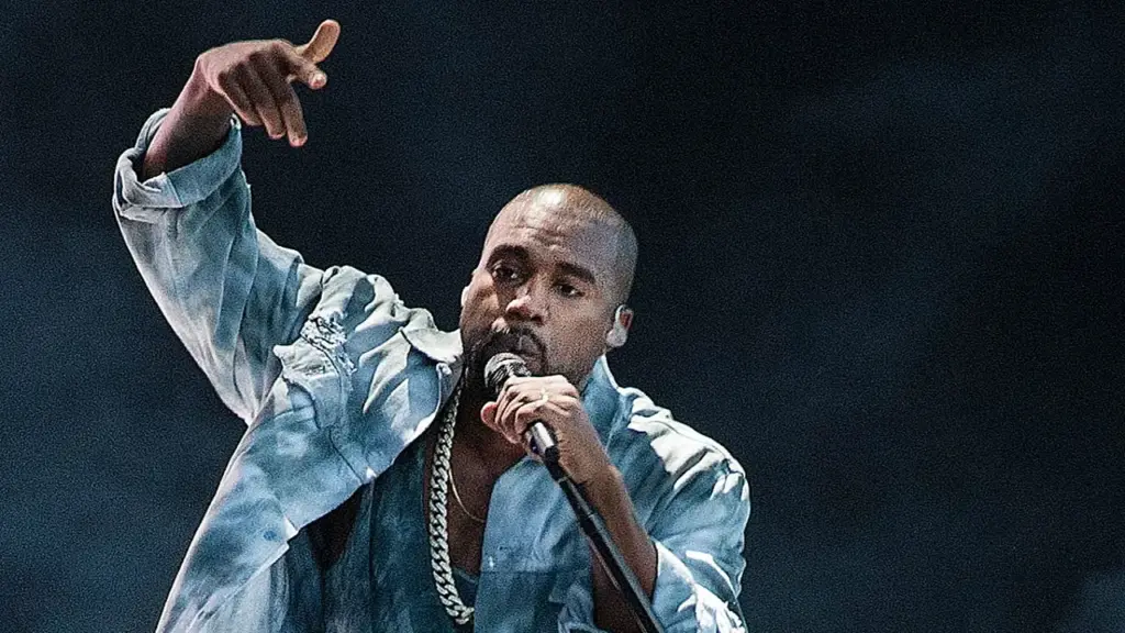 Kanye West - ngôi sao tai tiếng