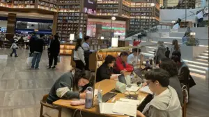 Khi người Hàn đầu tư công nghiệp văn hóa