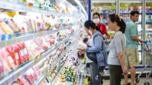 Kinh tế Việt Nam kiên cường vượt bão tố