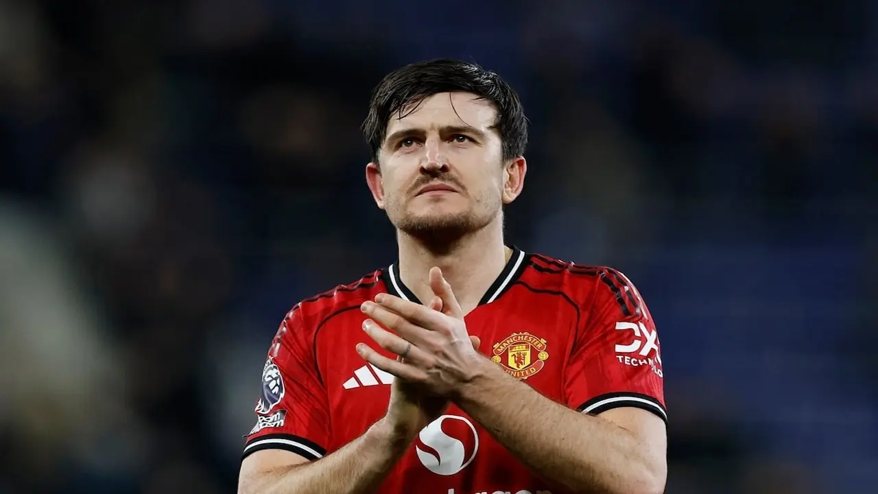 Maguire: 'Đừng gắn tôi với câu chuyện hồi sinh ở Man Utd'