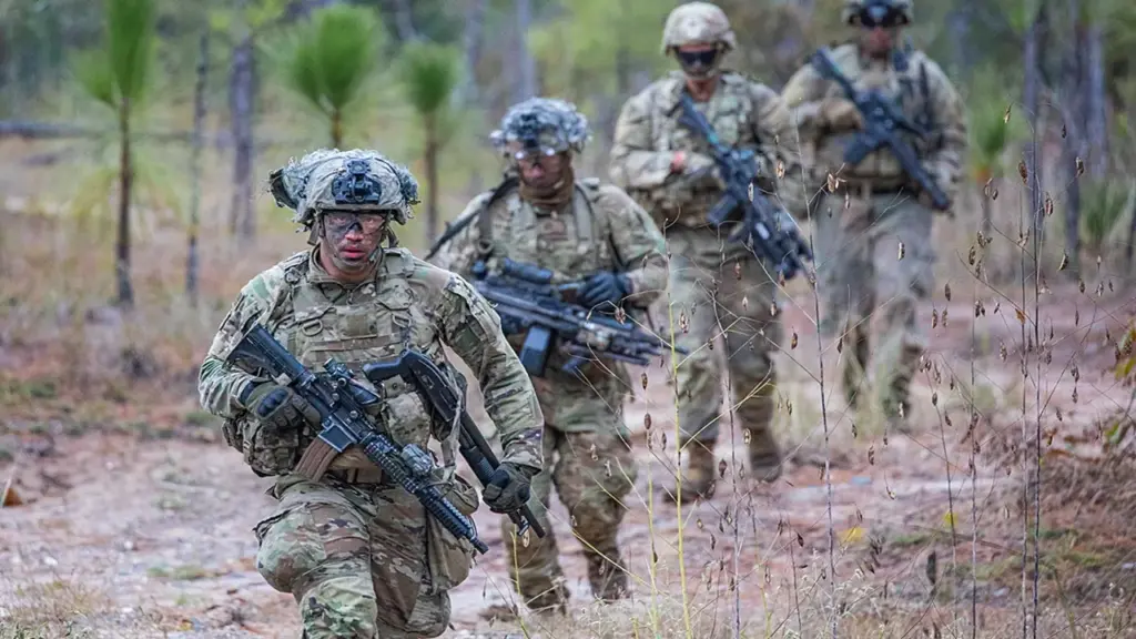 Mỹ muốn tự động điền tên nam giới vào hệ thống đăng ký nghĩa vụ quân sự