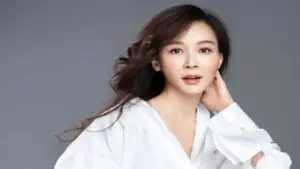 Mỹ nhân đánh bại Trang Pháp tại Đạp gió 2026: U60 trẻ đẹp như thiếu nữ