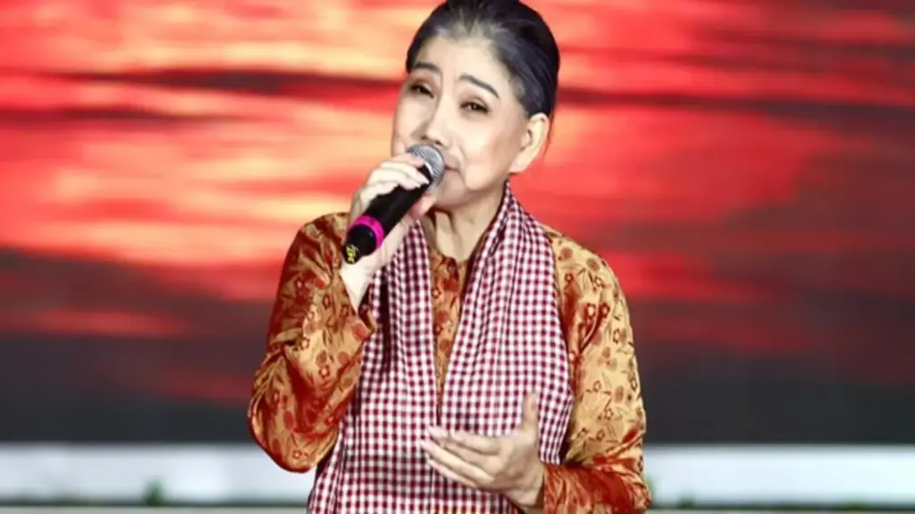 Nghệ sĩ cải lương Phượng Loan đón tin vui ở tuổi 60