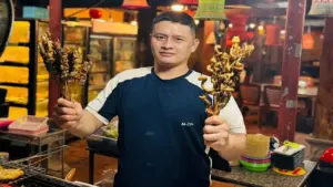 Người đàn ông Quảng Ninh vứt xe, nhảy xuống mương kéo cháu bé đang chìm dần