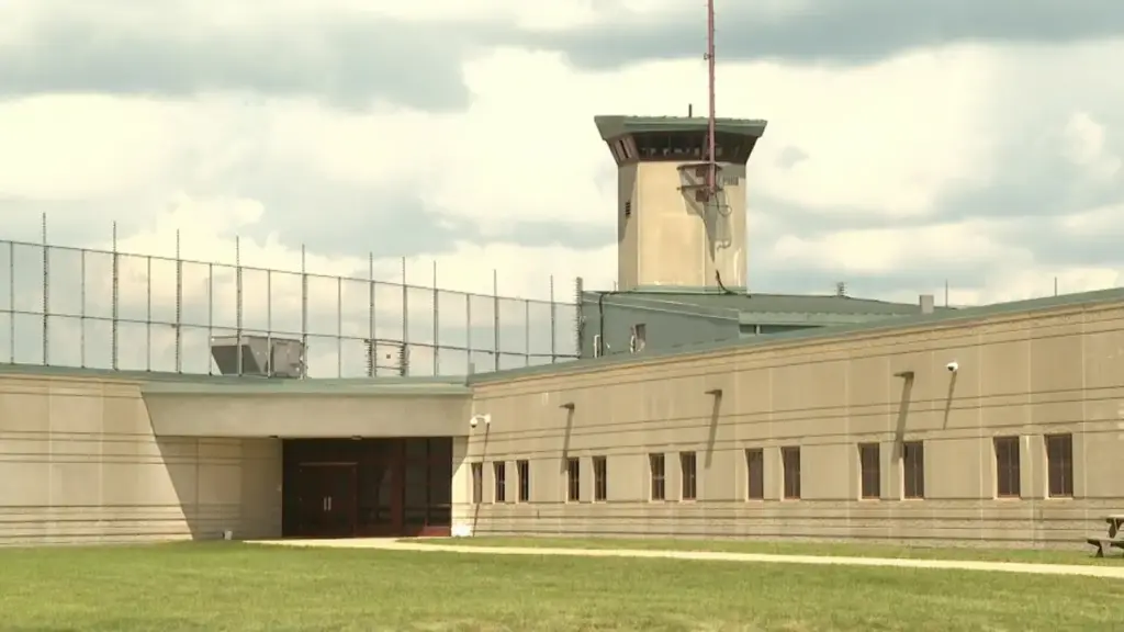 Người gốc Việt tử vong trong trại giam của ICE