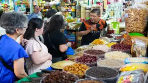 Ngưỡng chịu thuế hộ kinh doanh: Sẽ nâng lên 1 tỉ đồng/năm