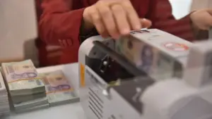 Nhiều ngân hàng đồng loạt giảm lãi suất sau cam kết đồng thuận