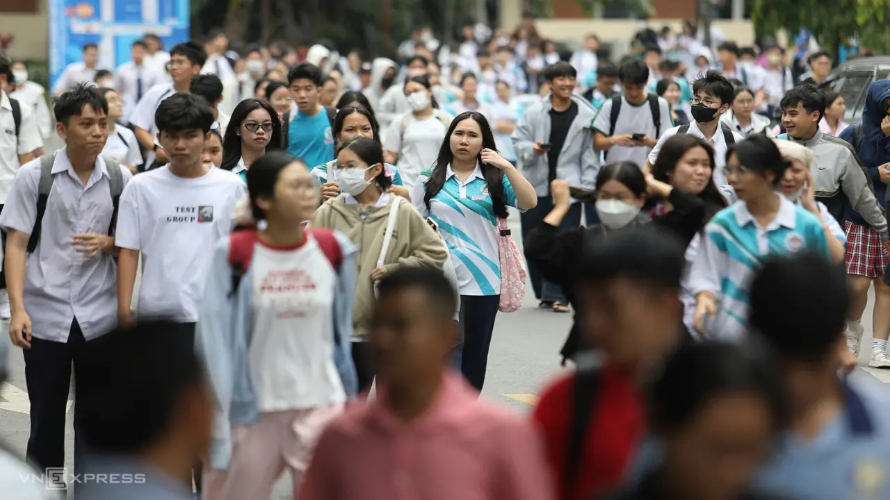 Nhiều thí sinh lúng túng với đề thi đánh giá năng lực