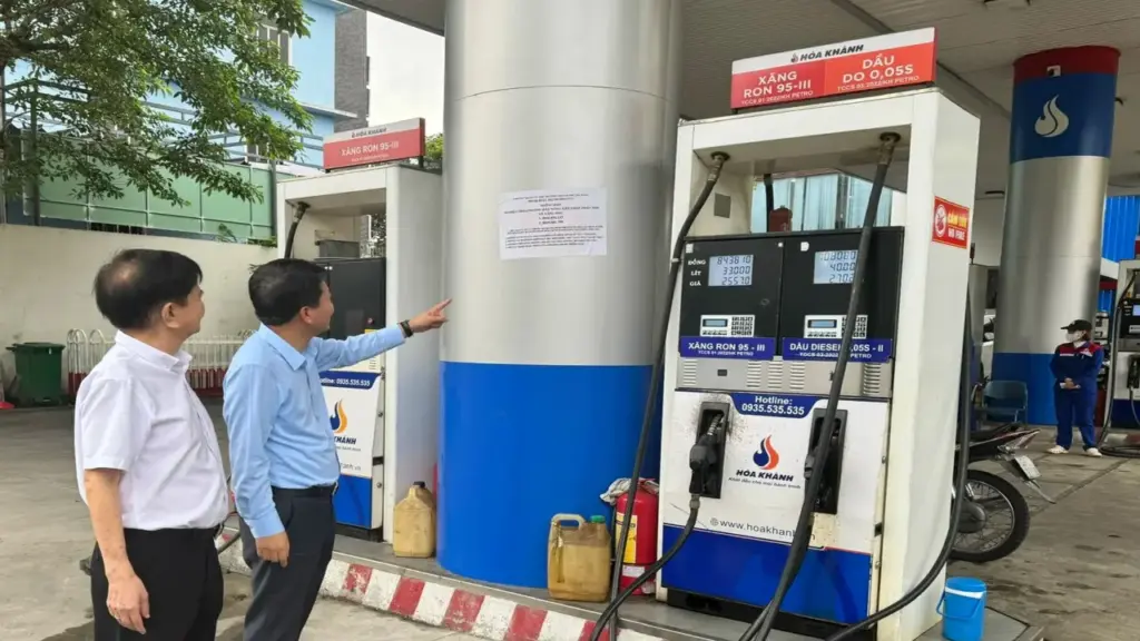 "Ông lớn" xăng dầu PV Oil bị phạt 130 triệu đồng