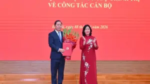 Ông Nguyễn Phi Long làm Phó bí thư thường trực Đảng ủy MTTQ, các đoàn thể T.Ư