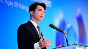 Ông Trần Hùng Huy: 'Sẽ phát triển ACB thành tập đoàn tài chính'