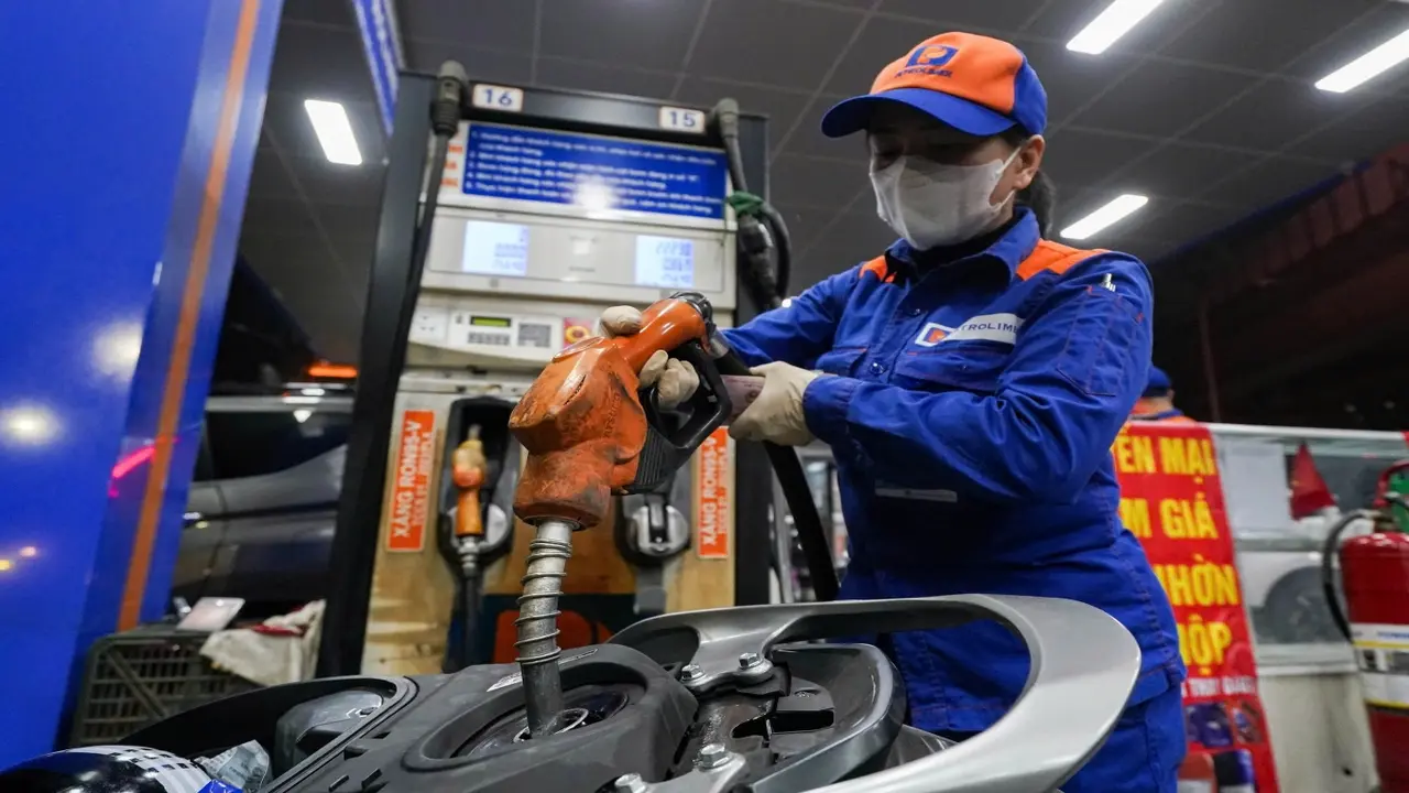 Petrolimex dự báo sản lượng bán lẻ xăng dầu giảm