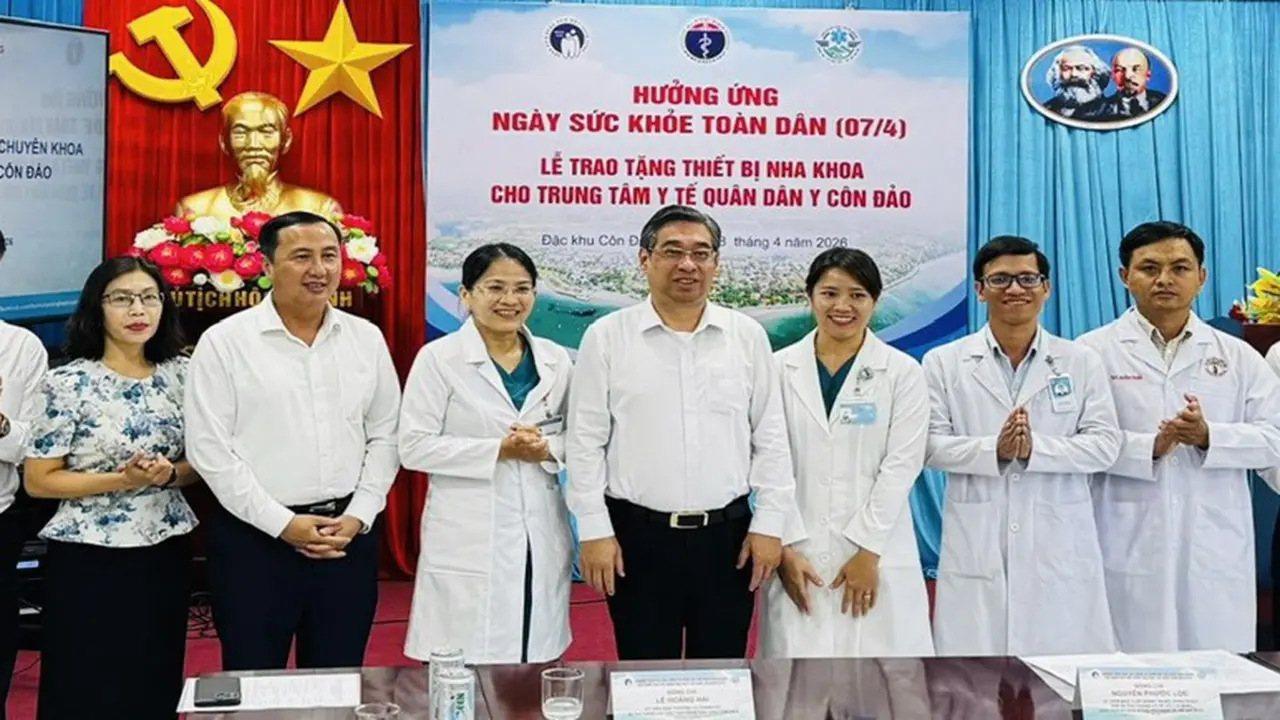 Phó bí thư Thành ủy TP.HCM Nguyễn Phước Lộc đến Côn Đảo hưởng ứng Ngày Sức khỏe toàn dân