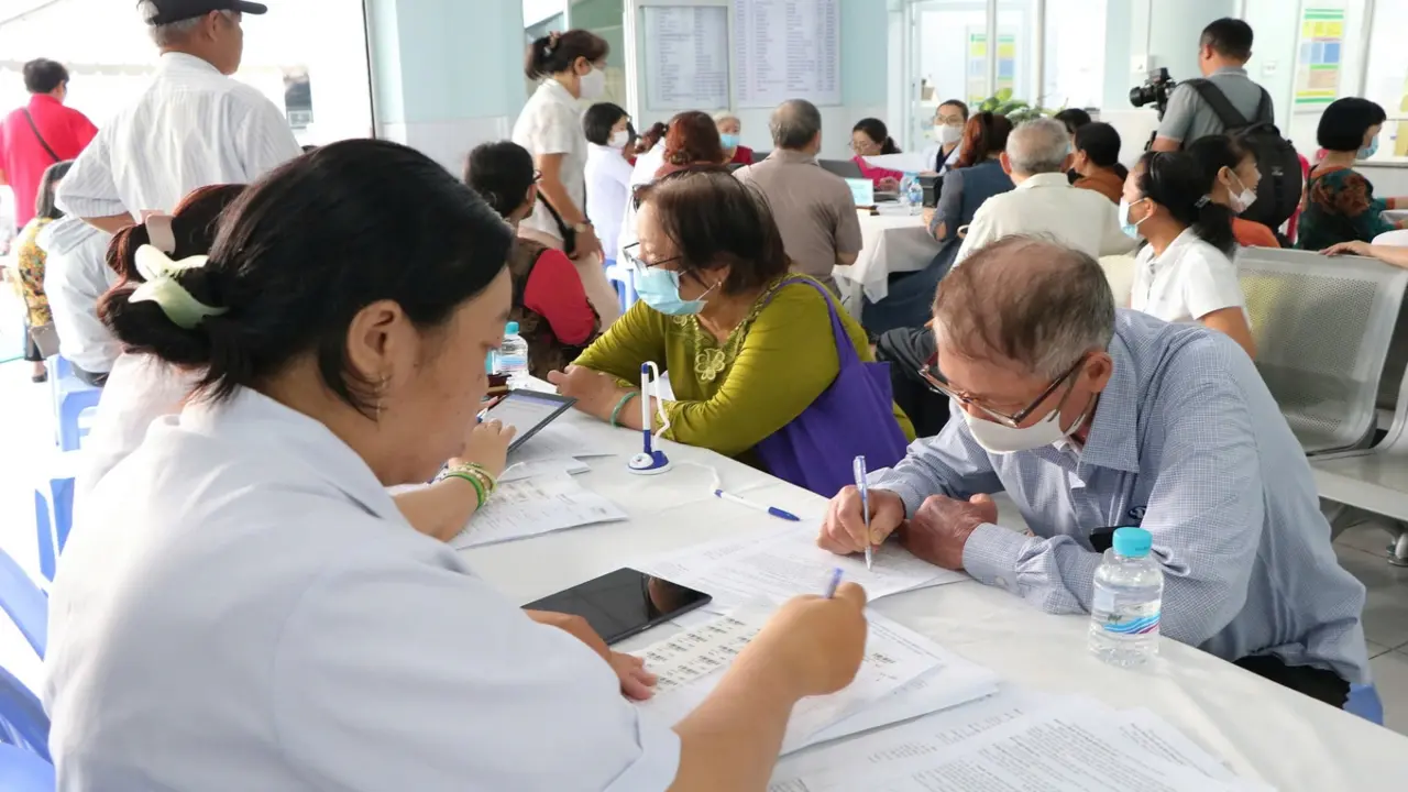 Phó bí thư Thành ủy TP.HCM Nguyễn Phước Lộc: Việc đi khám sức khỏe miễn phí cần được 'phi địa giới'