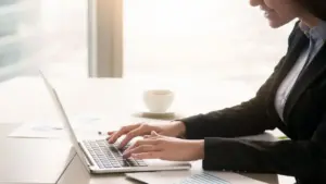 Quay lại sau khi nghỉ việc lâu: Làm sao bắt nhịp nhanh?