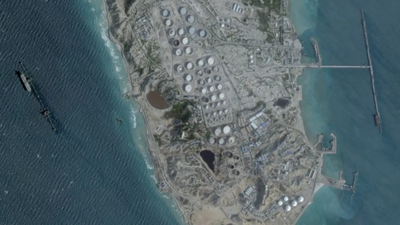 Rộ tin Mỹ tấn công đảo Kharg của Iran