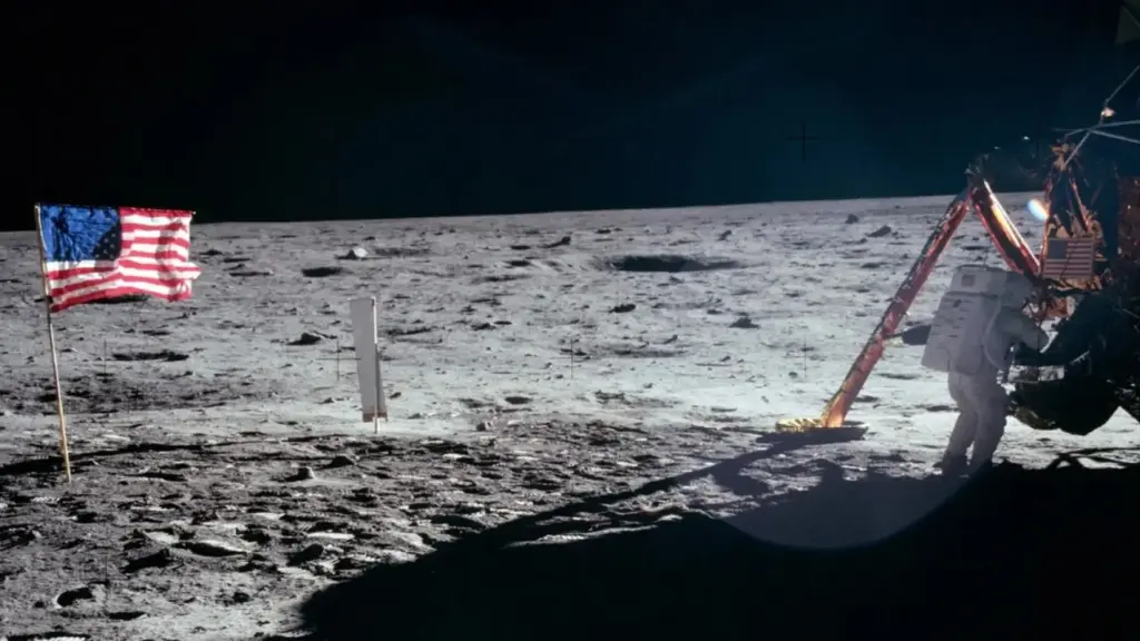 Tại sao sau 54 năm Mỹ mới quay lại Mặt Trăng?