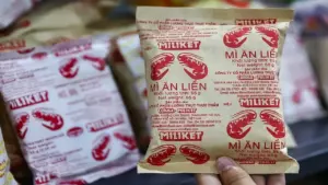 Thương hiệu mì 2 con tôm báo lãi thấp nhất 4 năm