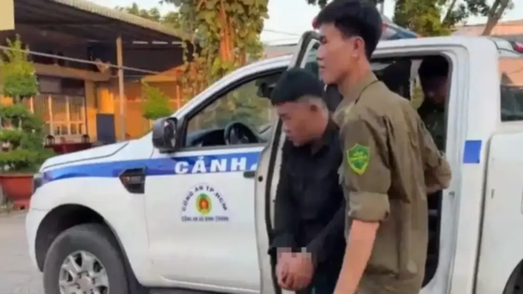 TP.HCM: Cướp giật iPhone của 2 bé gái, nghi phạm bị bắt sau 4 giờ