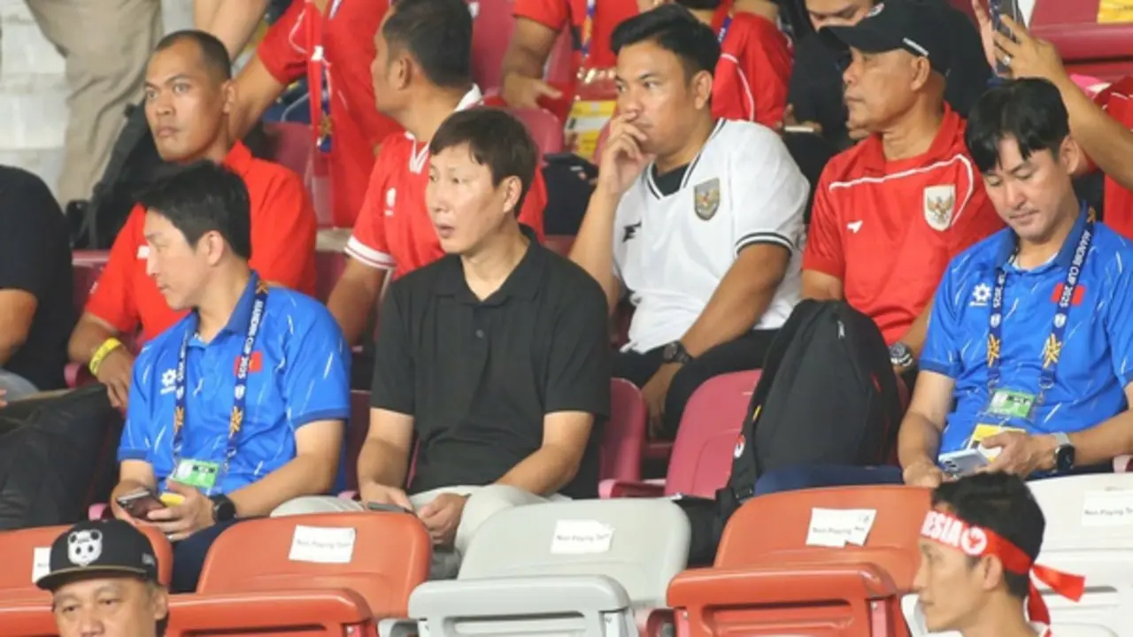 Trợ lý Lee Jung-soo chia tay HLV Kim Sang-sik và đội tuyển Việt Nam