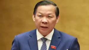 Ủy ban Kinh tế: Đầu tư công nên ưu tiên xây kho dự trữ xăng dầu, hạn chế tối đa xây trụ sở mới